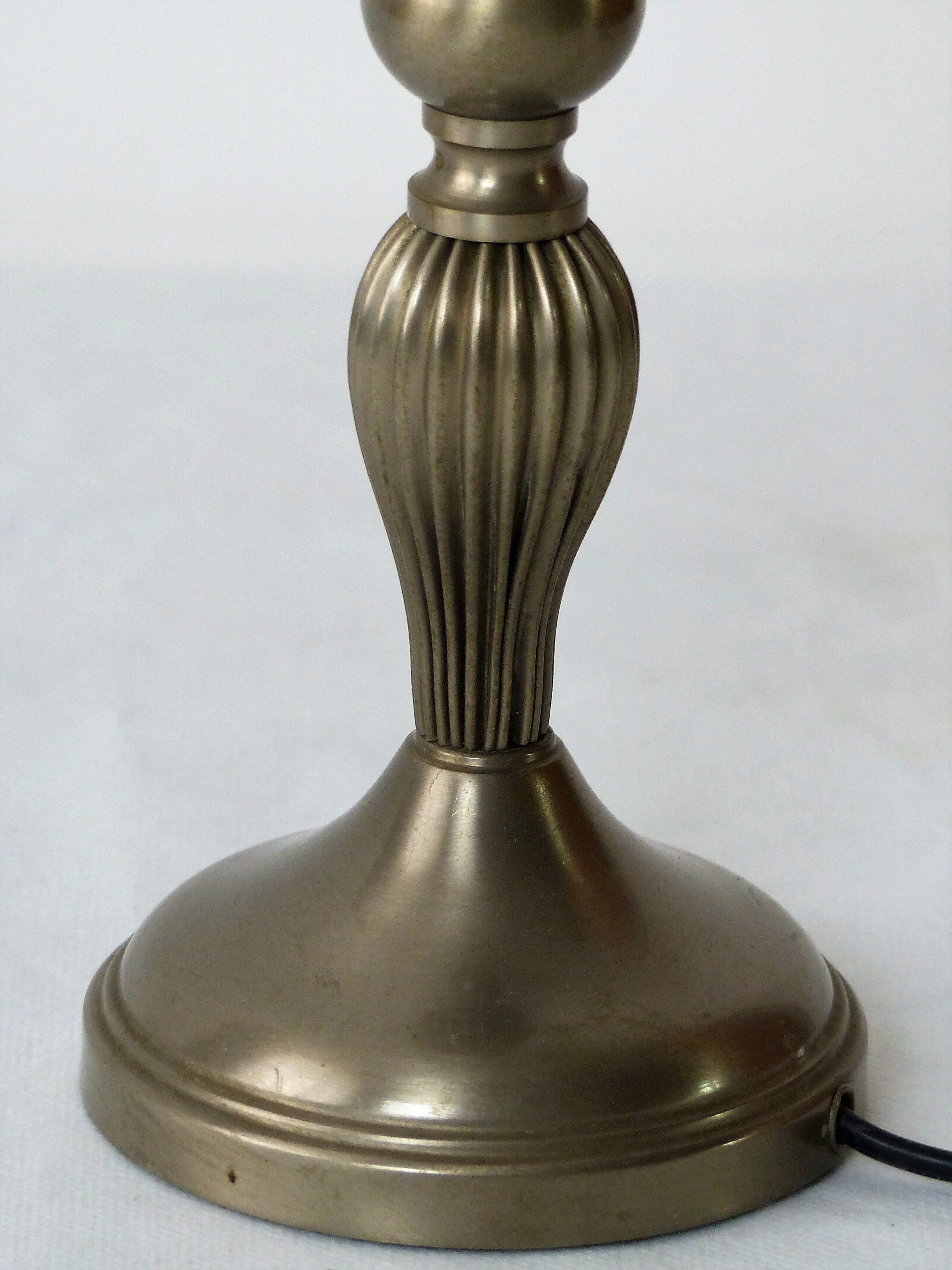 Silver metal lamp foot