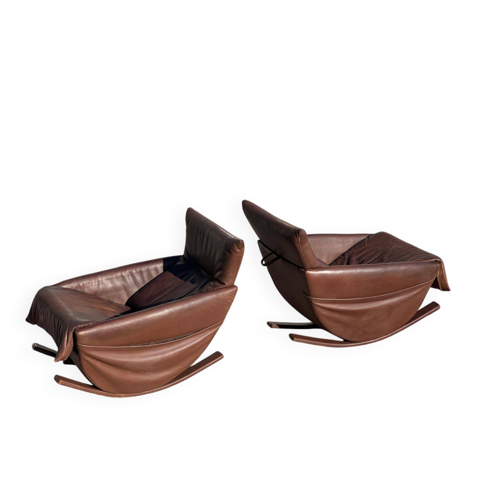Pair of rocking chairs by De Sede, Switzerland 1970 in brown buffalo leather.