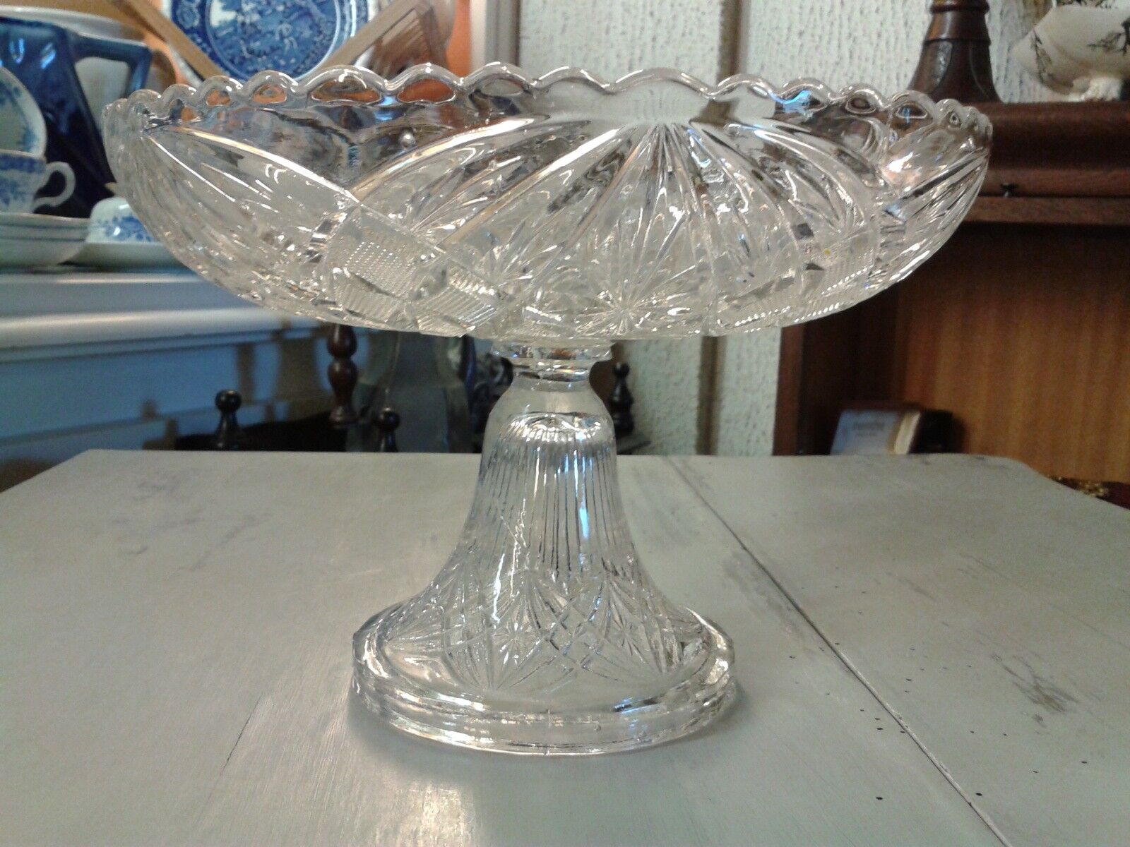 Cup on foot cut glass