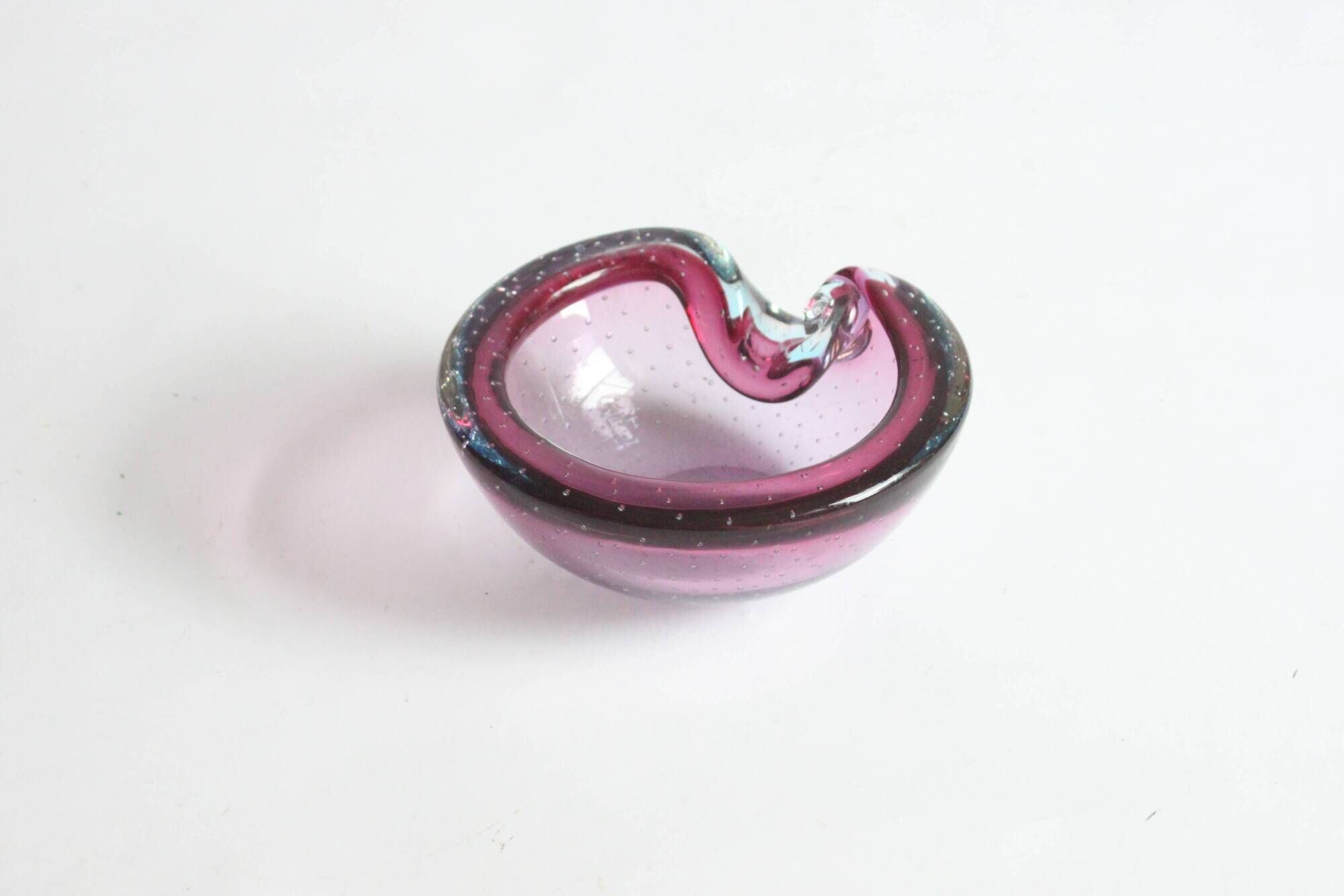 Murano glass purple bullicante trinket bowl, 1960s