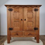Vintage design solid oak sideboard