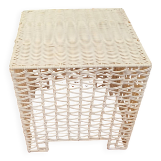 Table basse en plastique tressé vintage