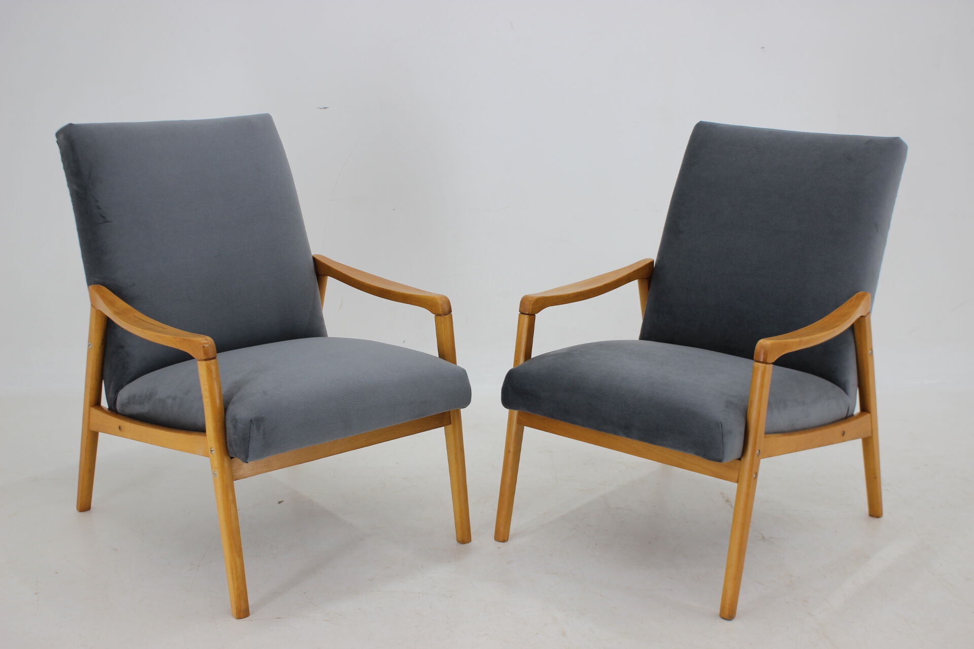 Pair of armchairs