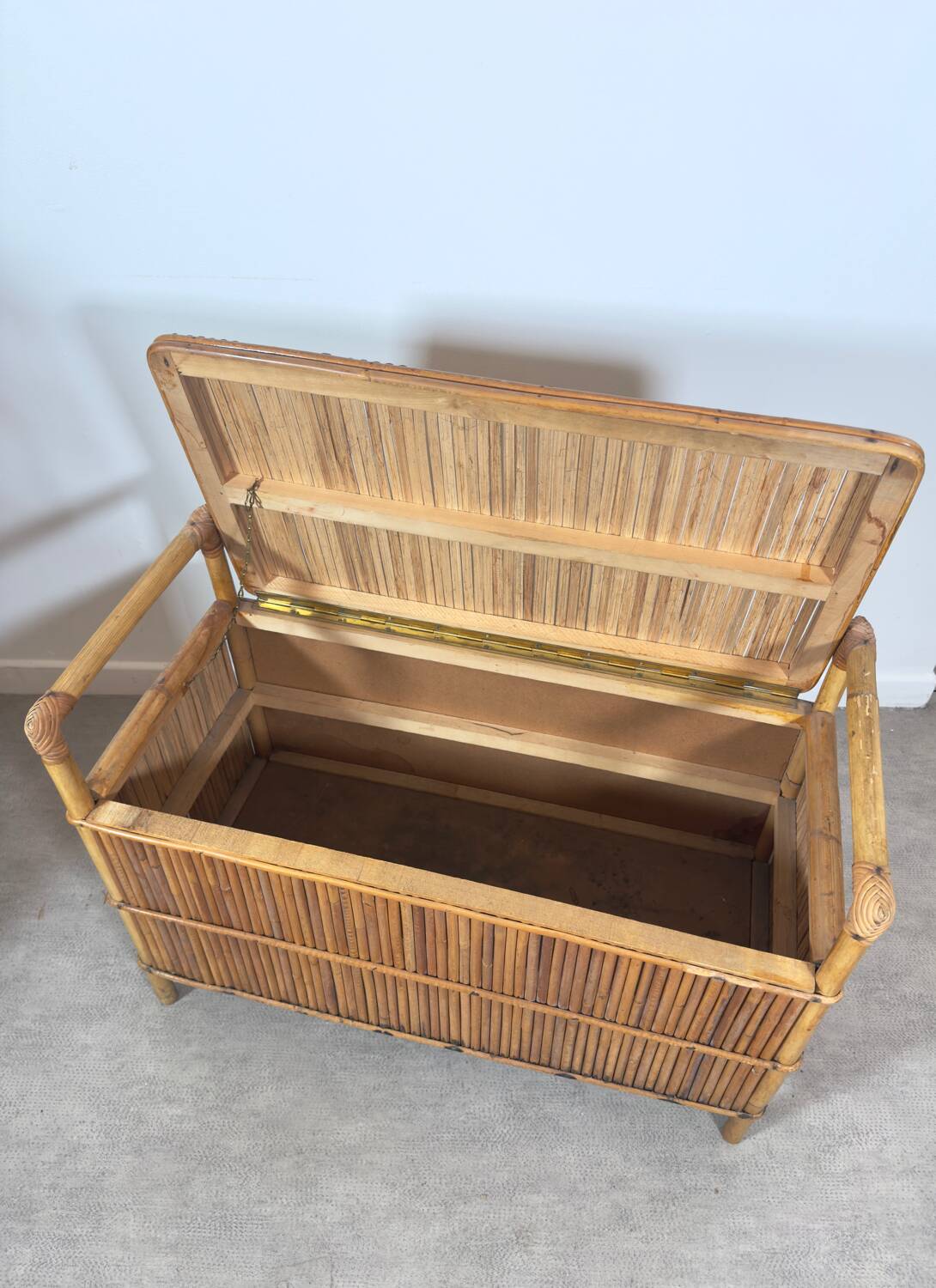 Rattan toy box