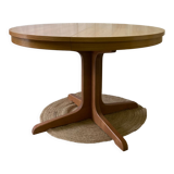 Vintage extendable round table