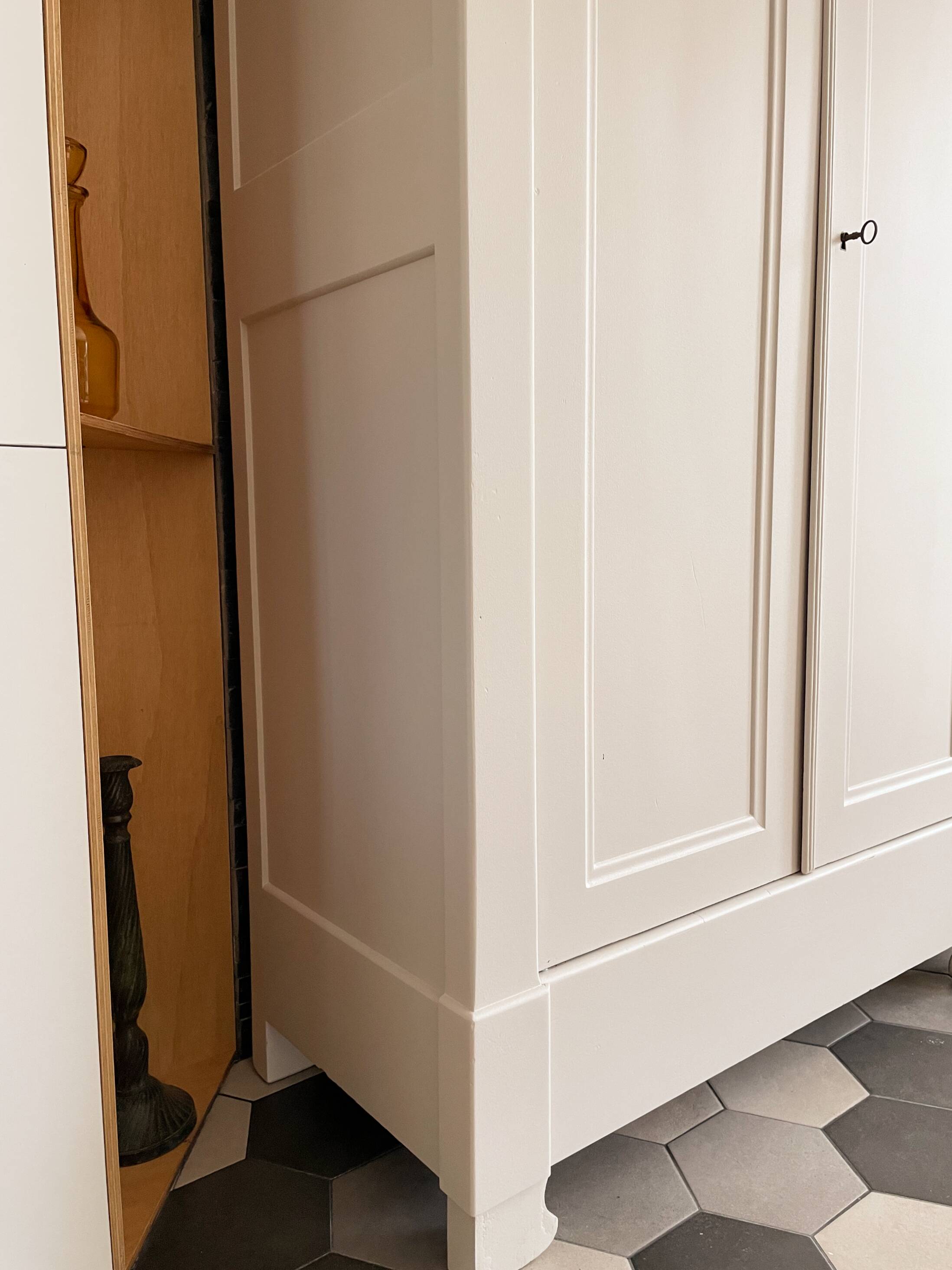 Walnut wardrobe, early 20th century