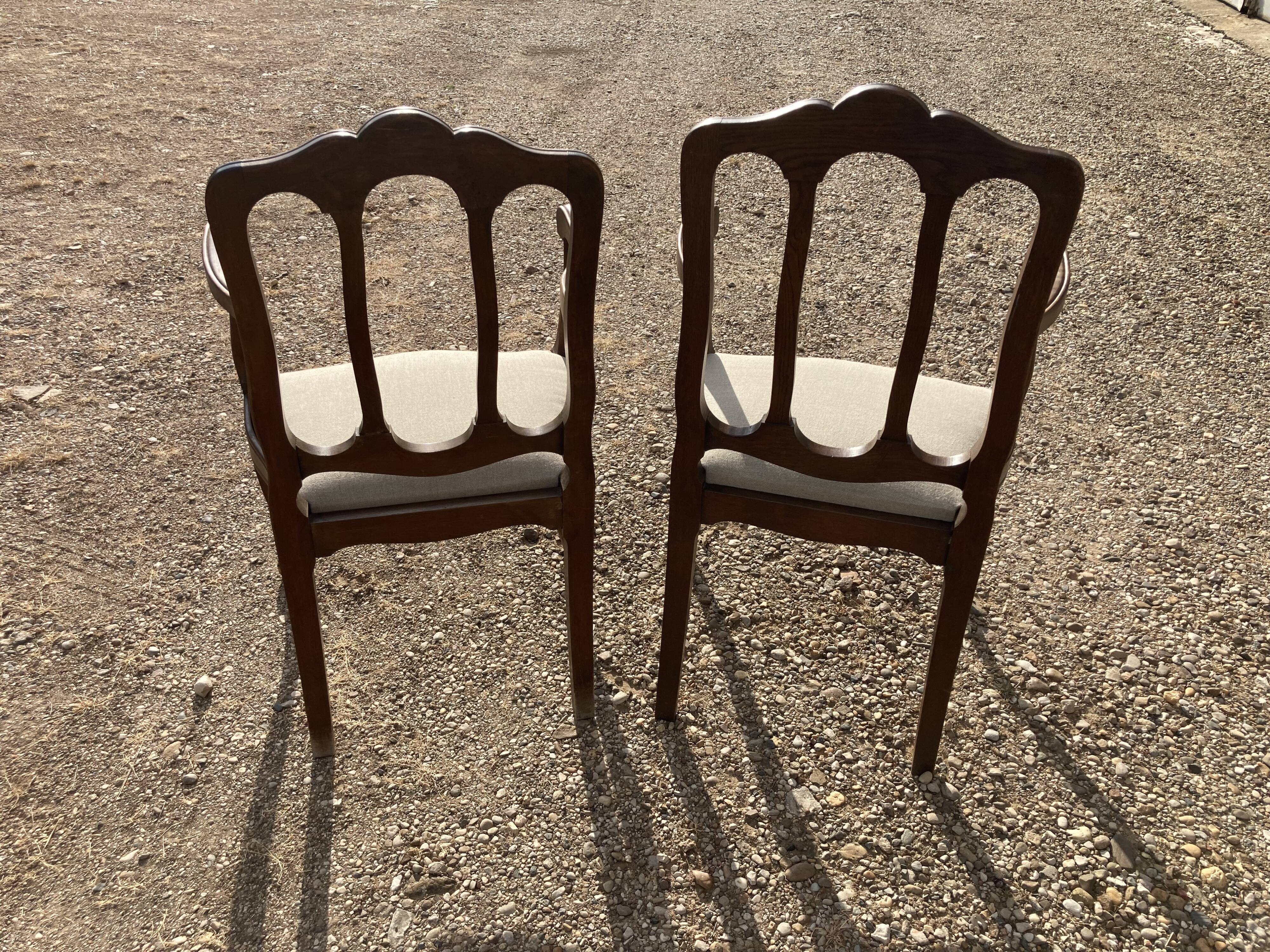 Paire de fauteuils de style anglais