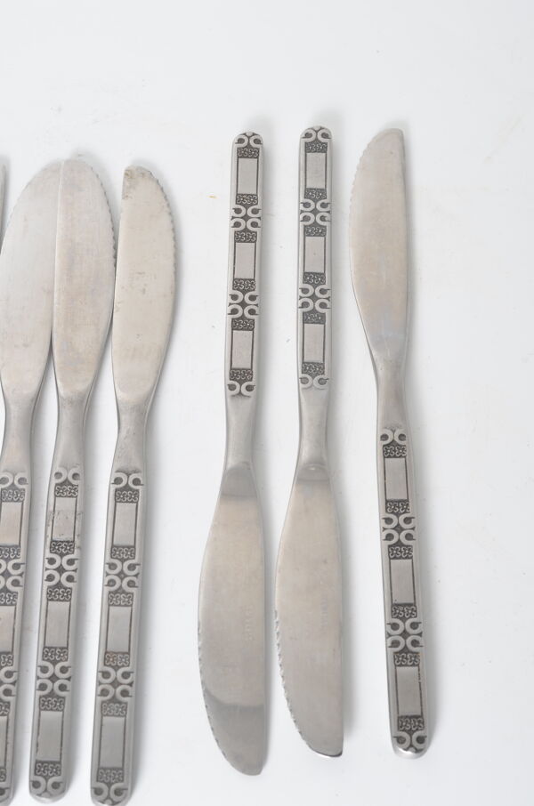 Couteaux motifs vintage