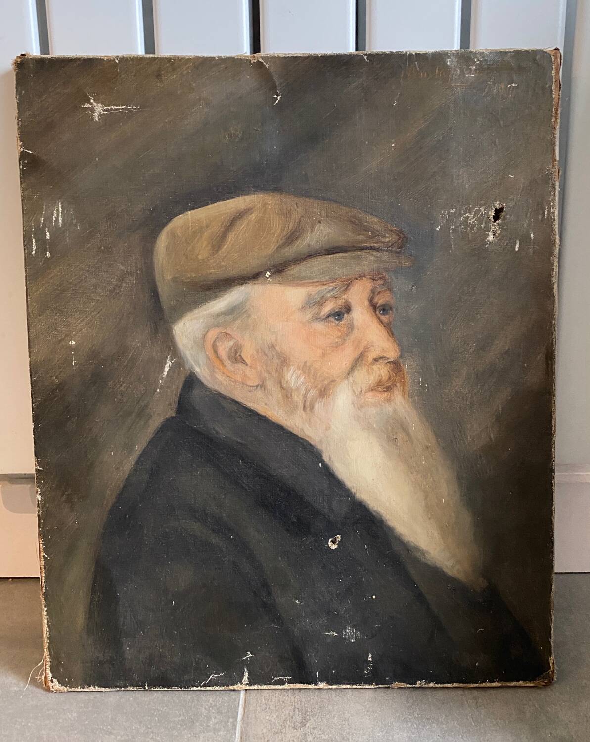Oil on canvas Portrait of an old man in a beret
