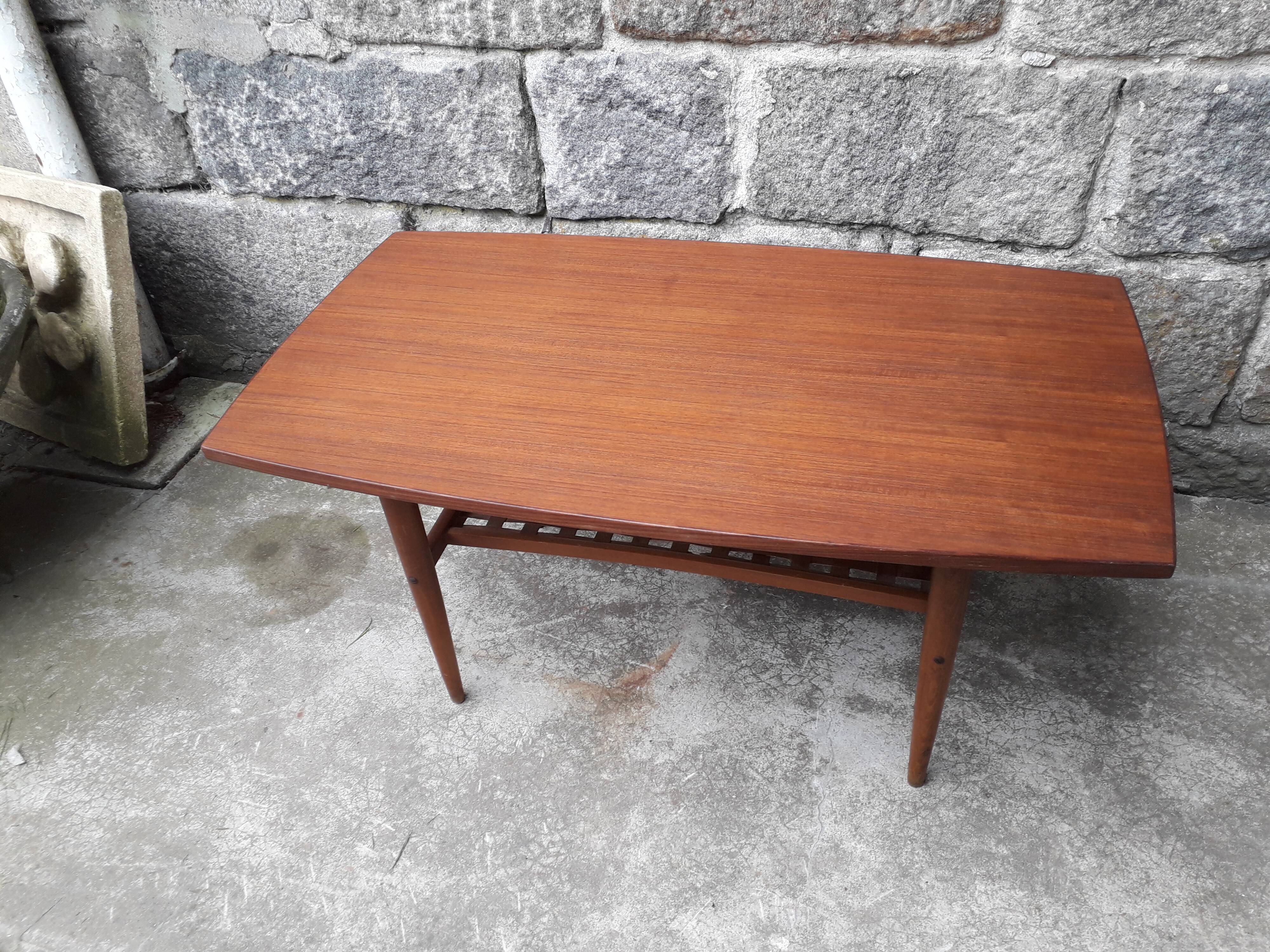 Scandinavian coffee table Alberts Tibro, Sweden