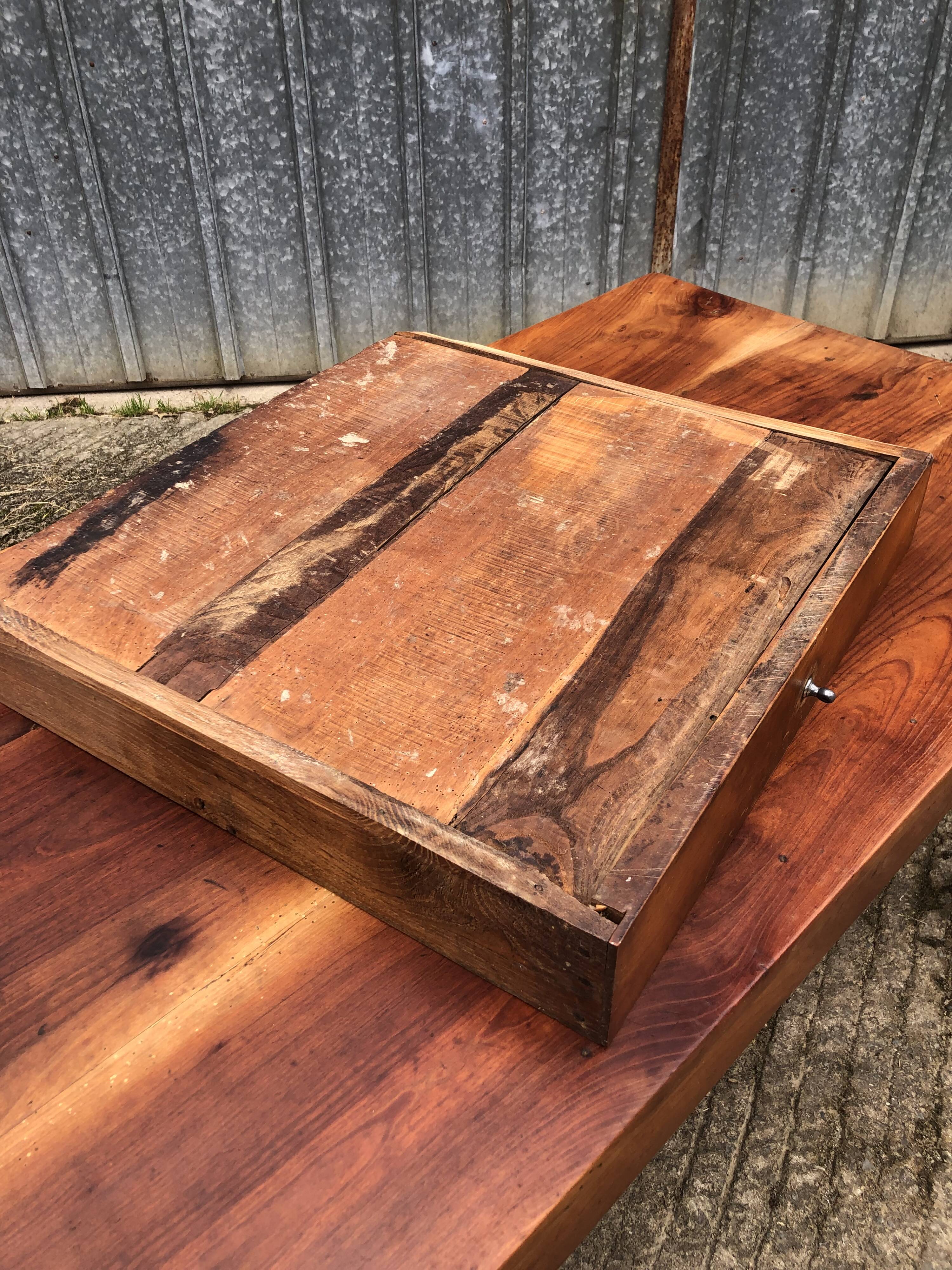 Table de ferme ancienne en cerisier massif avec 2 tiroirs et une tirette