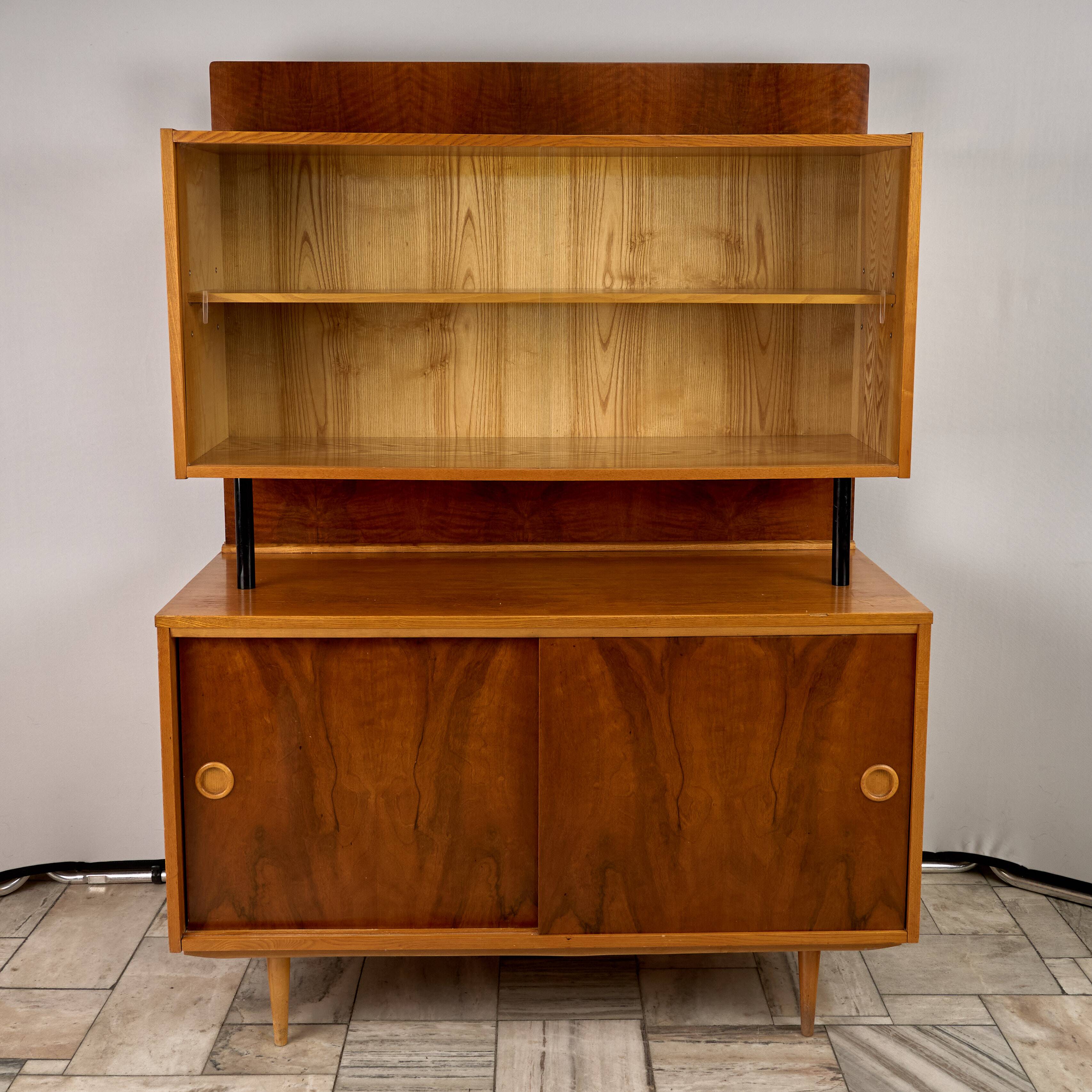 Crédence, années 1960, Tchécoslovaquie