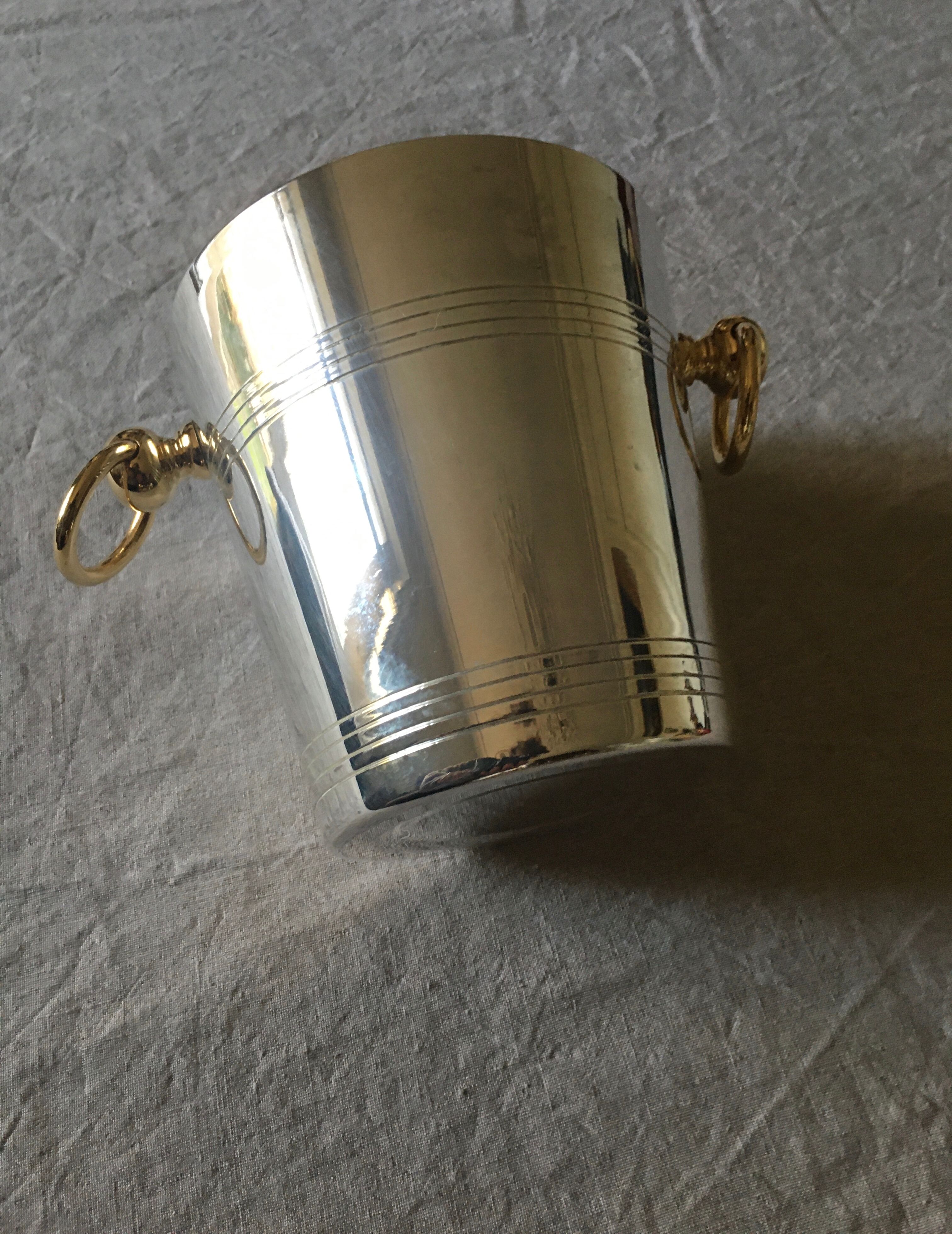 Silver metal ice bucket