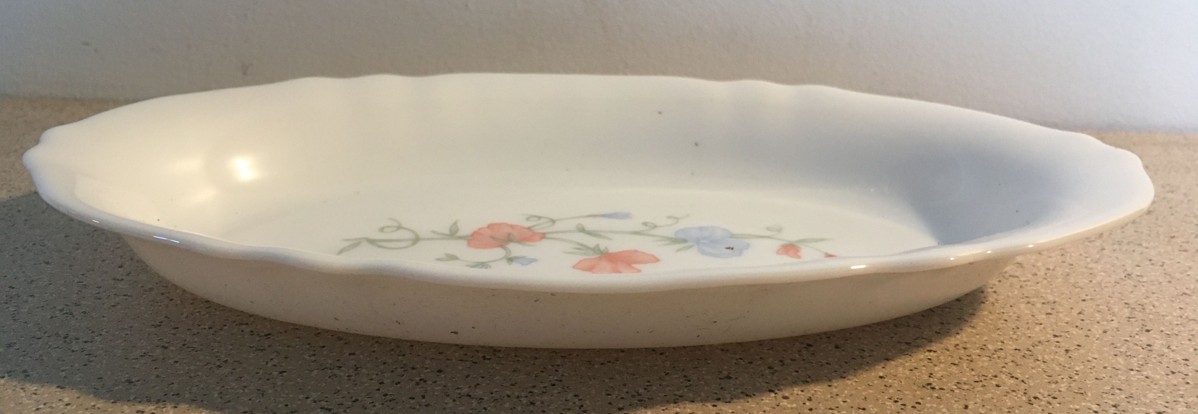 Arcopal delight scented pea pattern