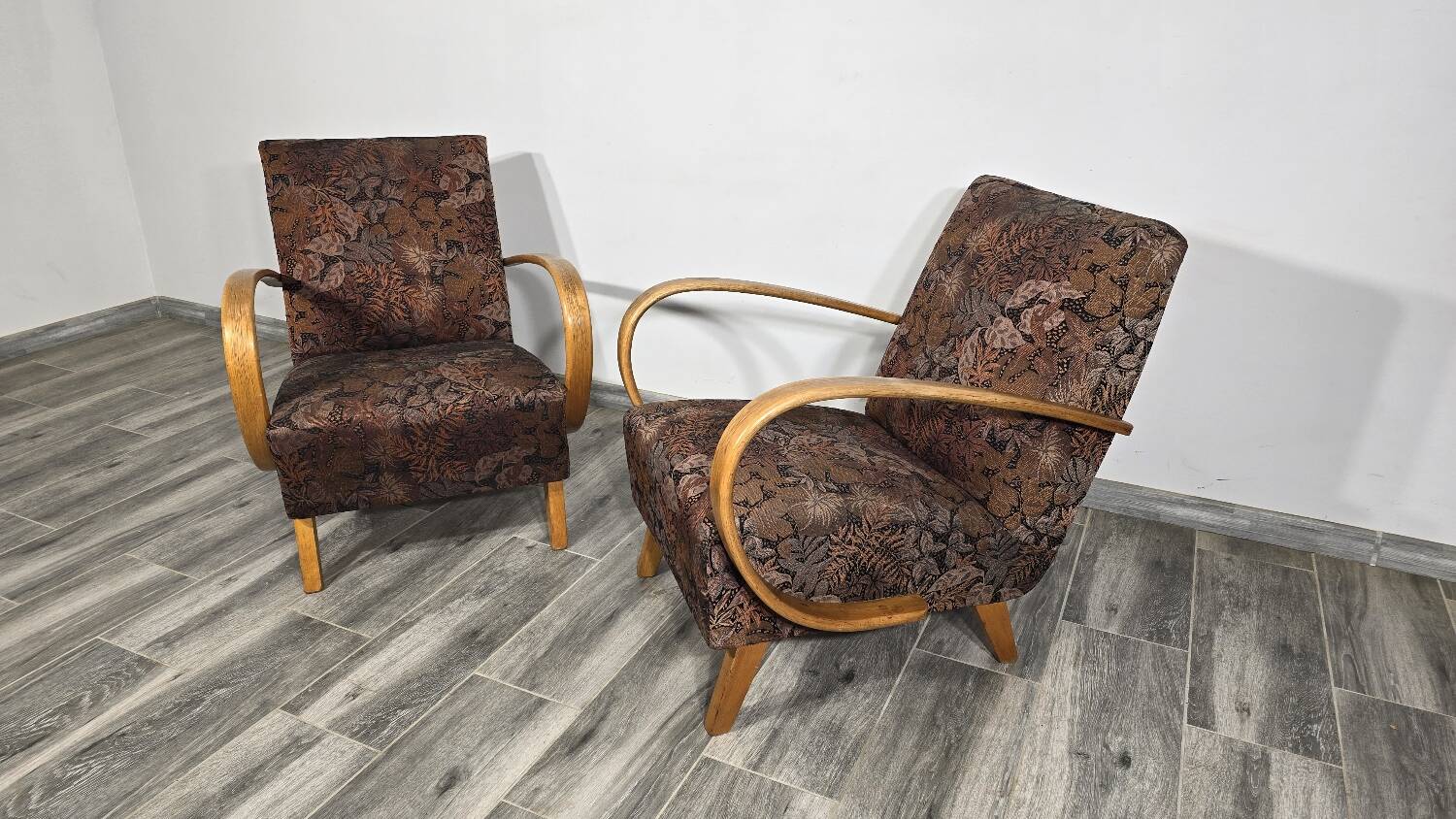 Art Deco Armchairs by Jindrich Halabala
