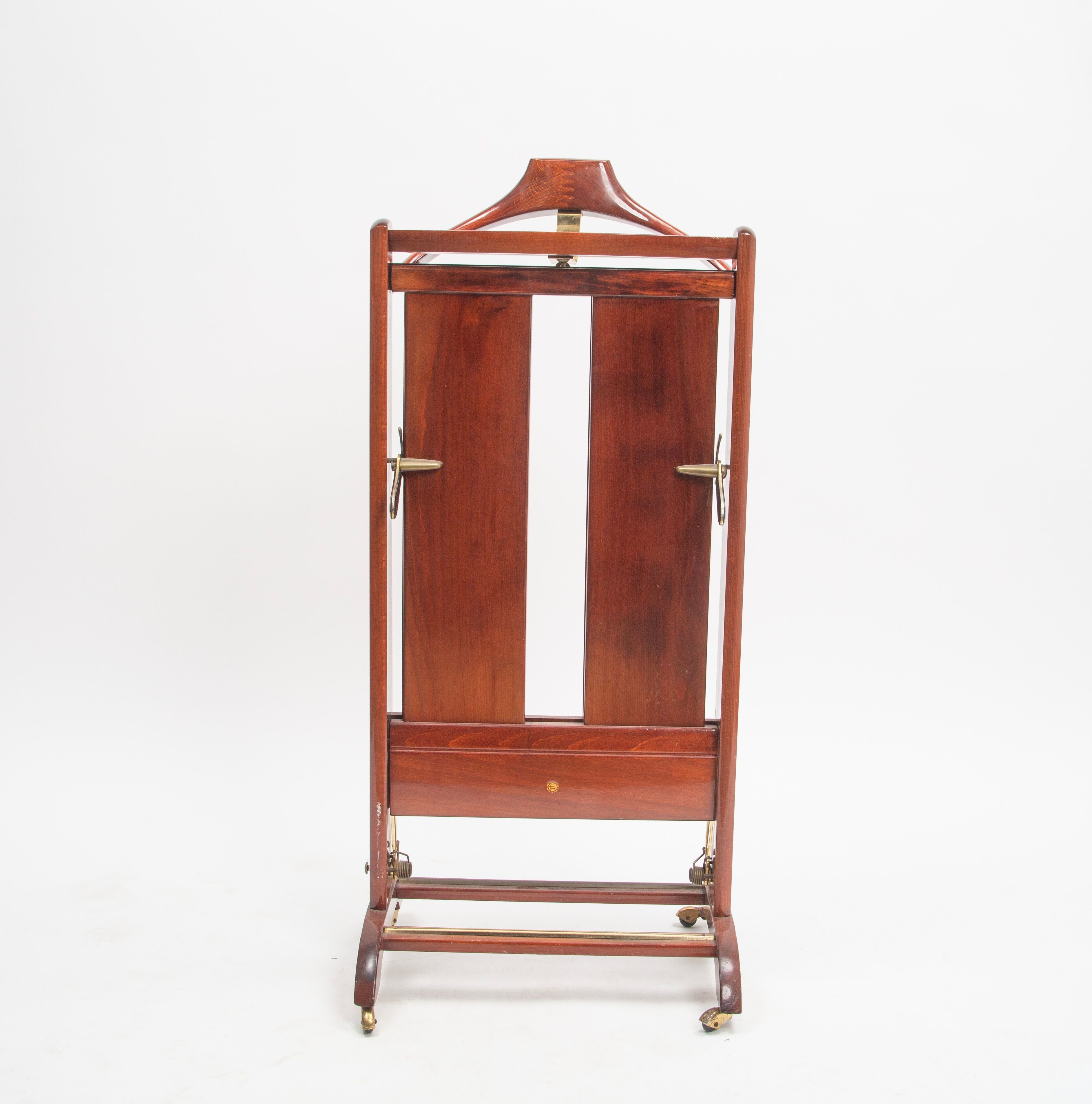 Italian valet Fratelli Reguitti in mahogany wood