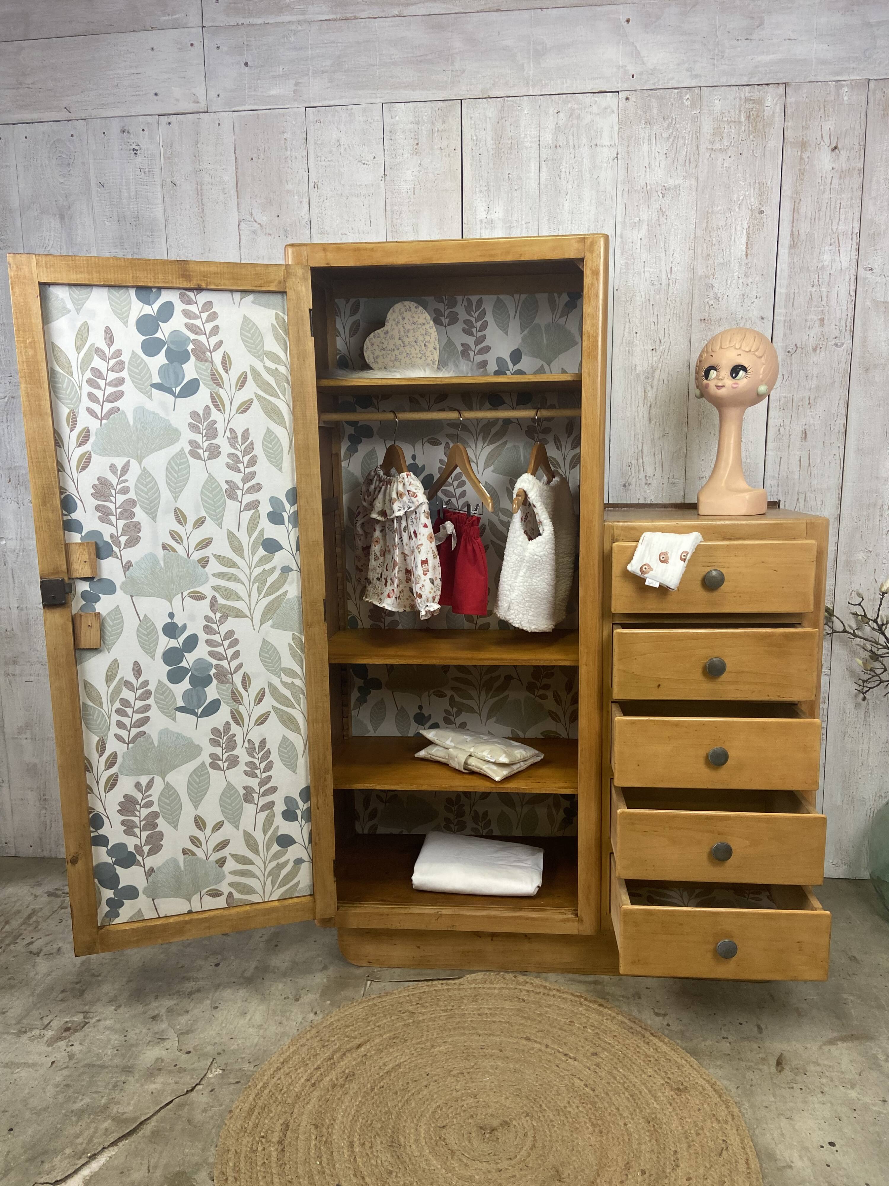 Asymmetrical wardrobe from the 1950s