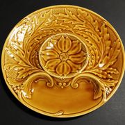 Gien artichoke slip plate with yellow decor