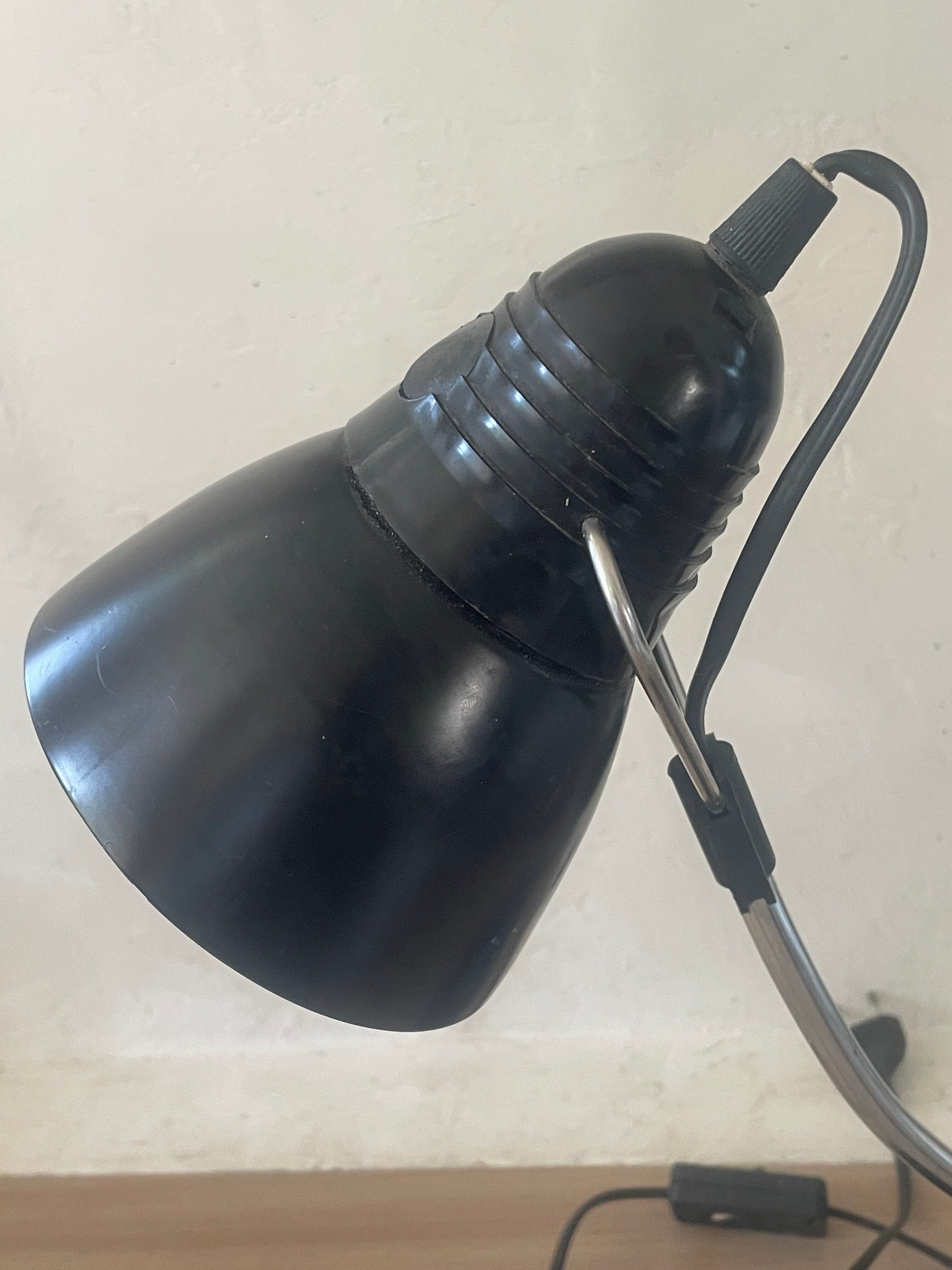 Aluminor metal desk lamp