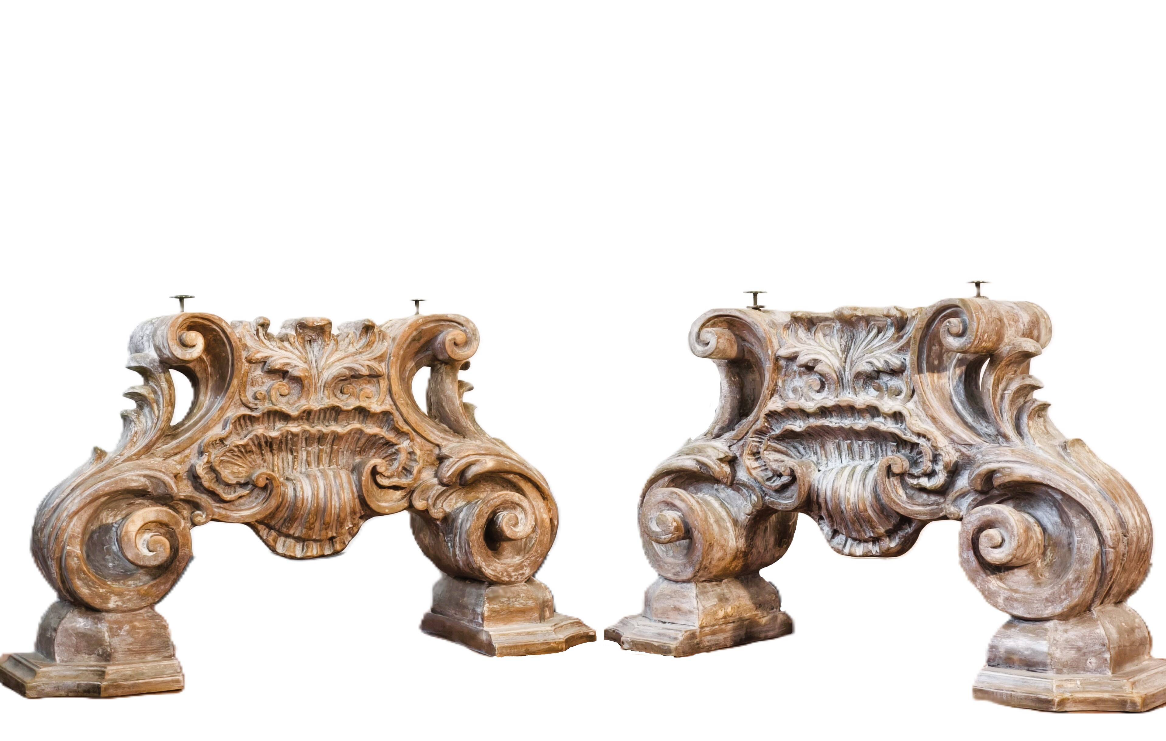 Paire de bases architecturales sculptées à la main, Italie, fin XIXe – débu