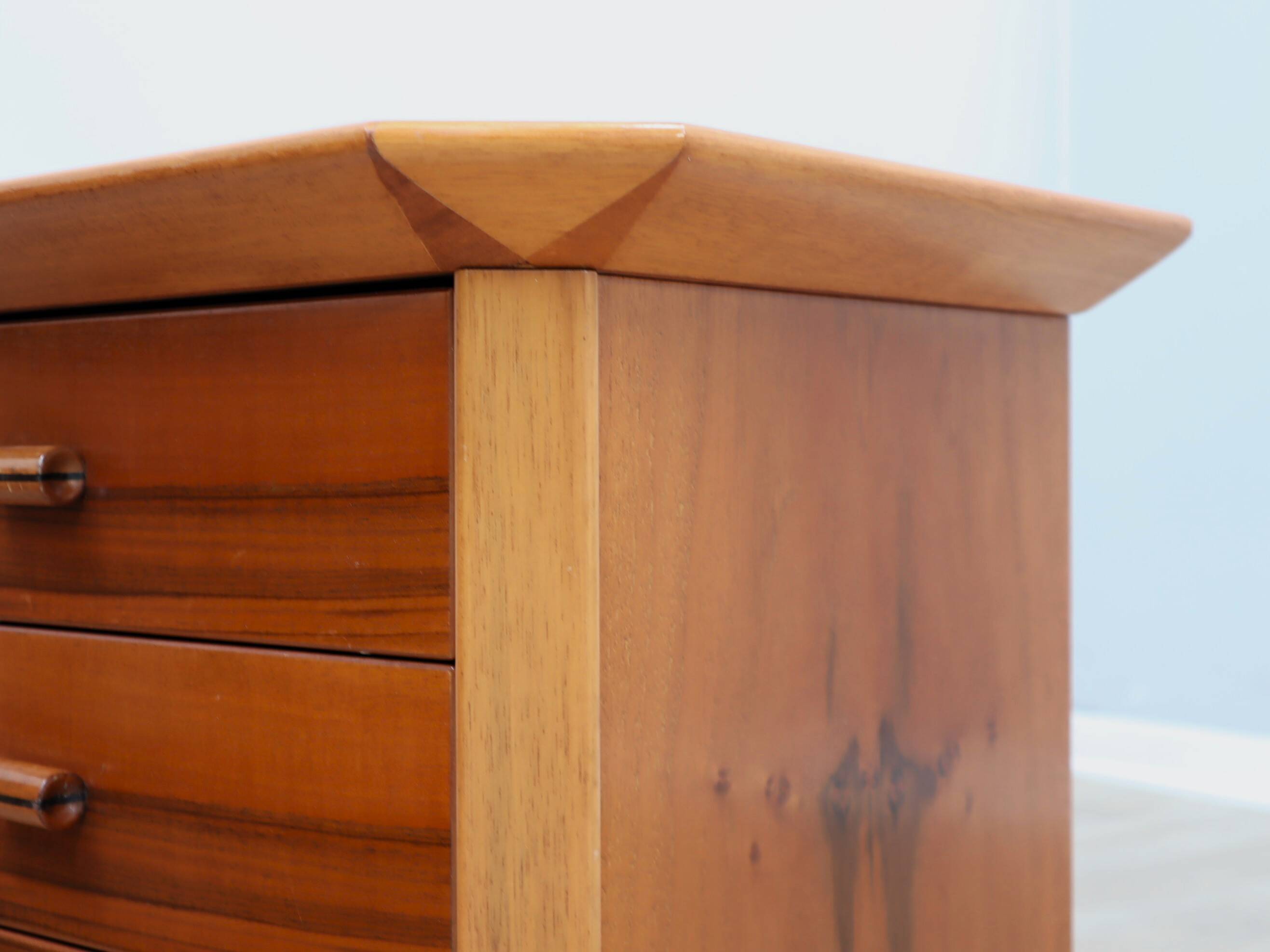 Pair of solit walnut nightstands bedside table late 1970s