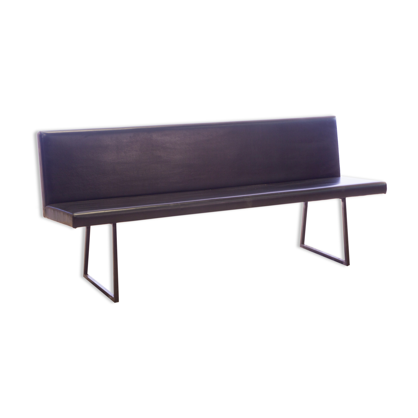 Black bench 1970 skai