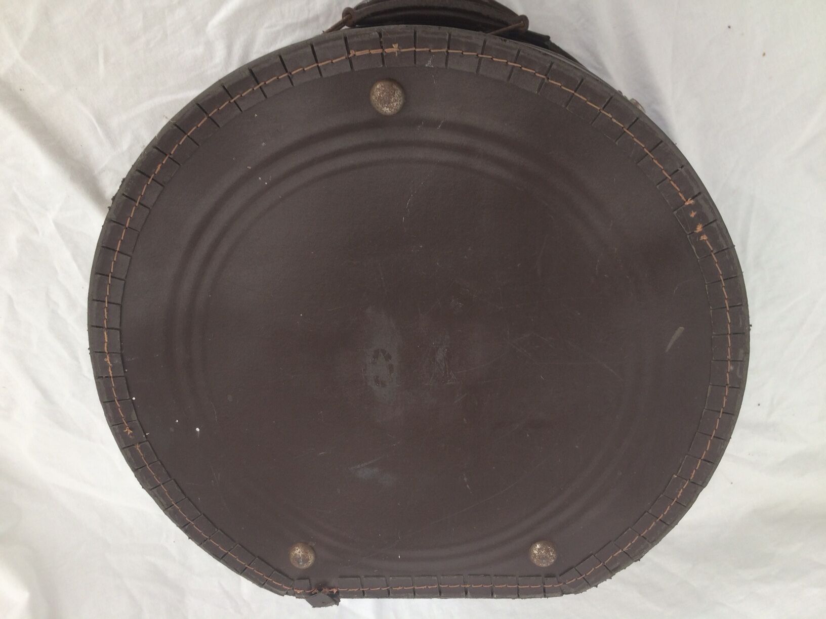 Suitcase time hat box