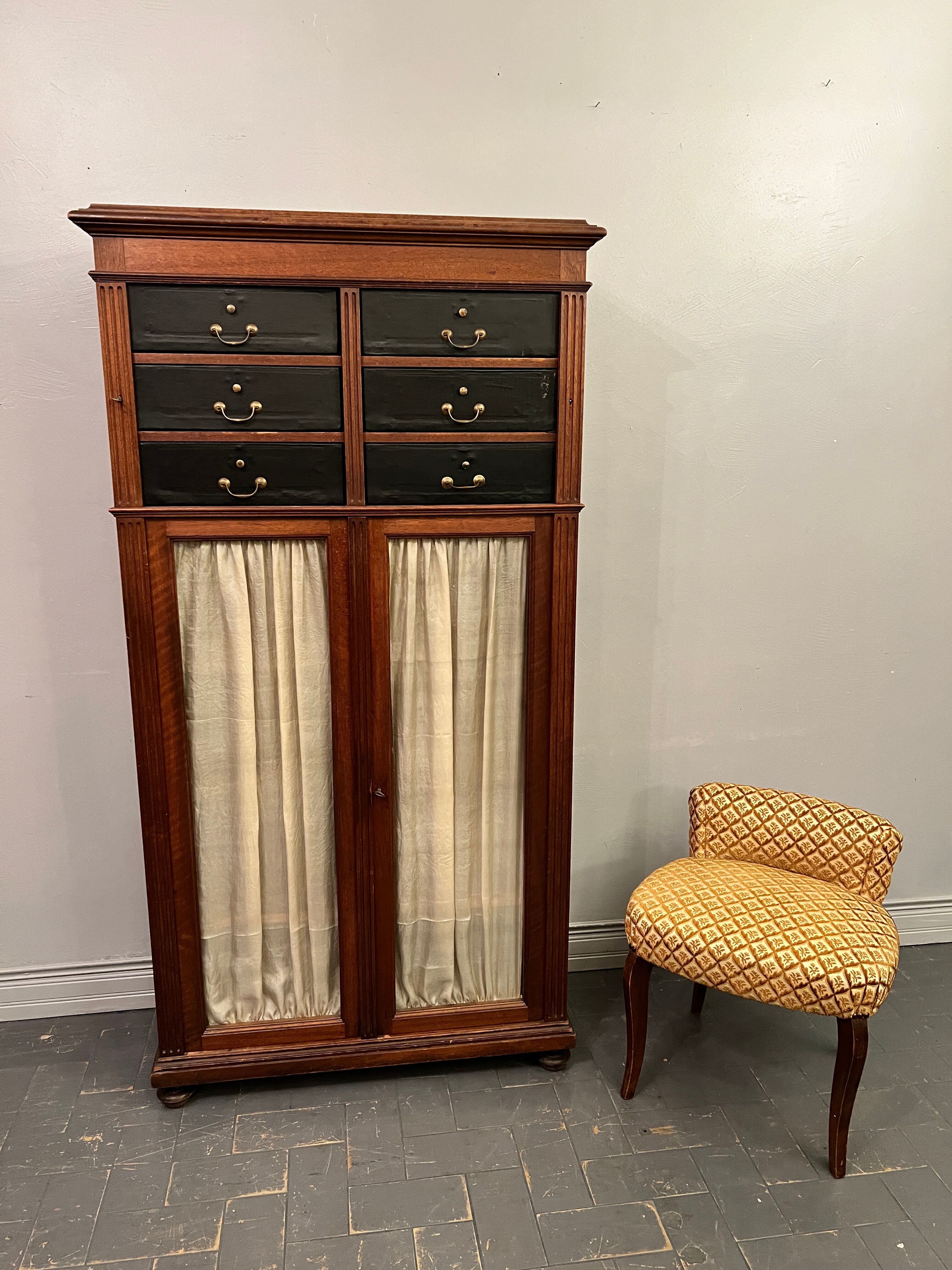 Antique toad armchair