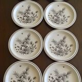 8 flat plates WH Grindley "Pinewood"
