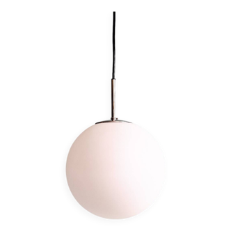Grande suspension en verre opal satiné blanc, Glashütte Limburg, 1970