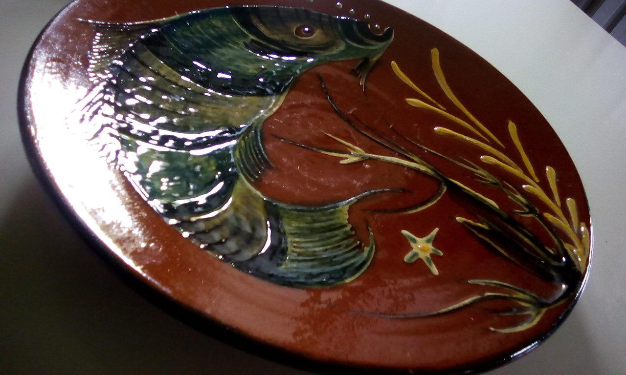 Dish 50' décor Fish
