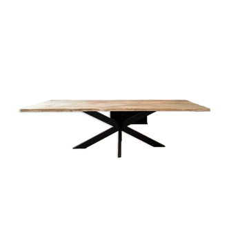 Solid oak table and central black metal legs - 260 x 100 cm