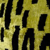 Set tiger motif ikat velvet pillow covers