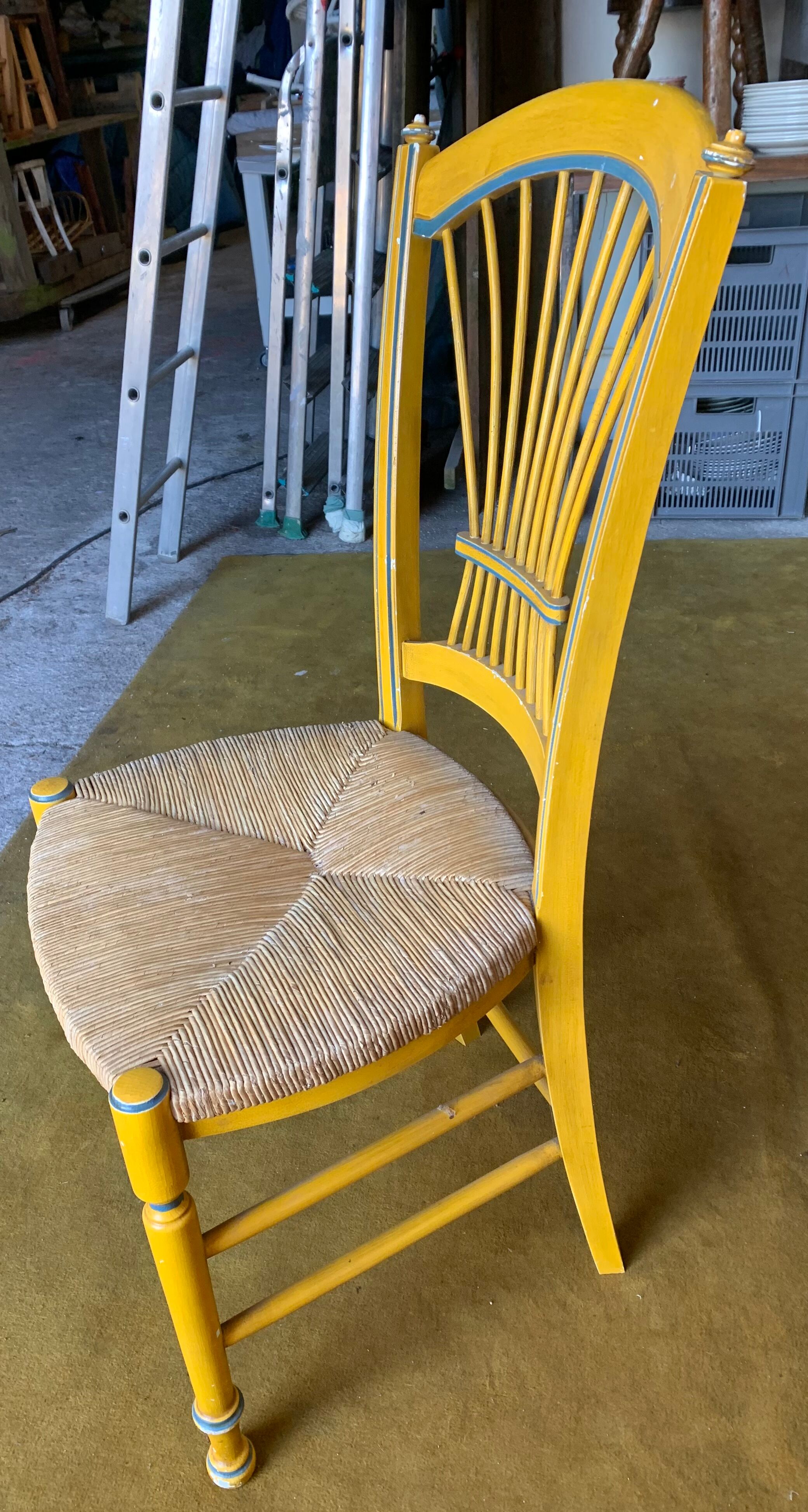 Duo of mulched Provencal chairs