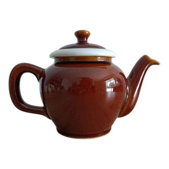 Old teapot - glazed ceramic tea maker