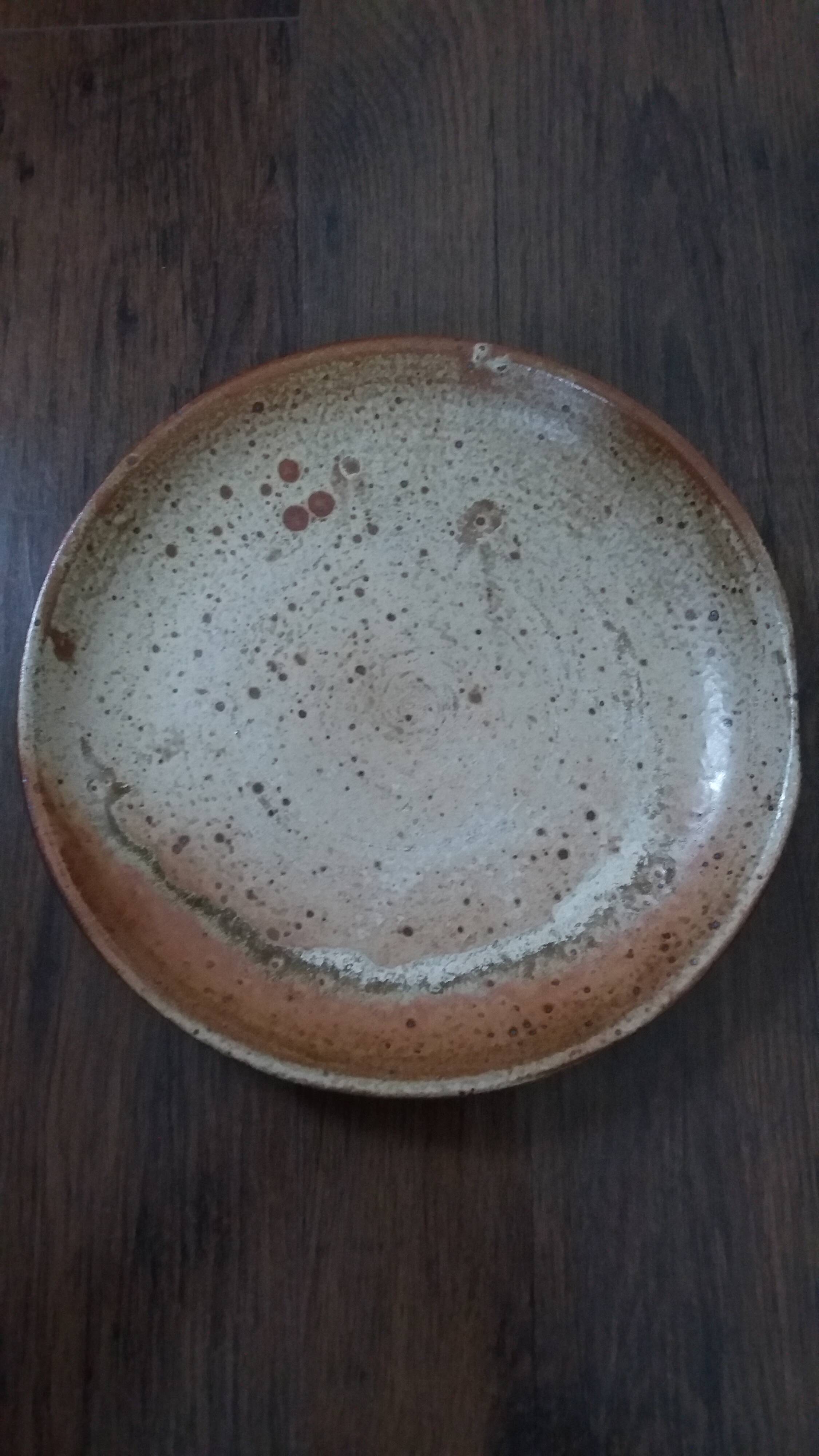 Stoneware plates from Puisaye by Jean-Pierre Prud’homme