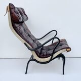 Fauteuil vintage Pernilla 69 de Bruno Mathsson pour Dux en cuir sang de bœuf