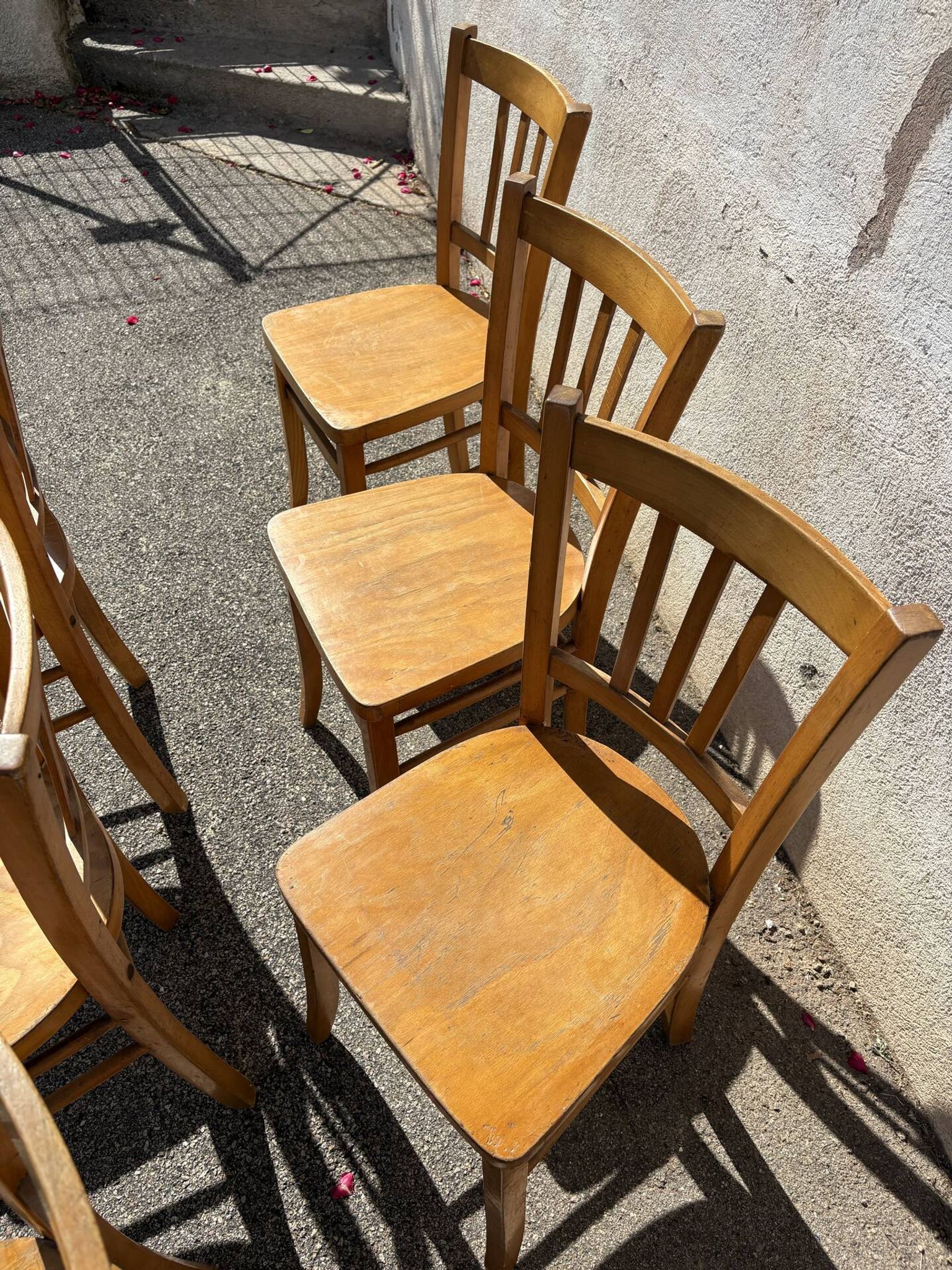 Set of 6 bistro chairs