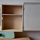 Old medicine cabinet - 1950