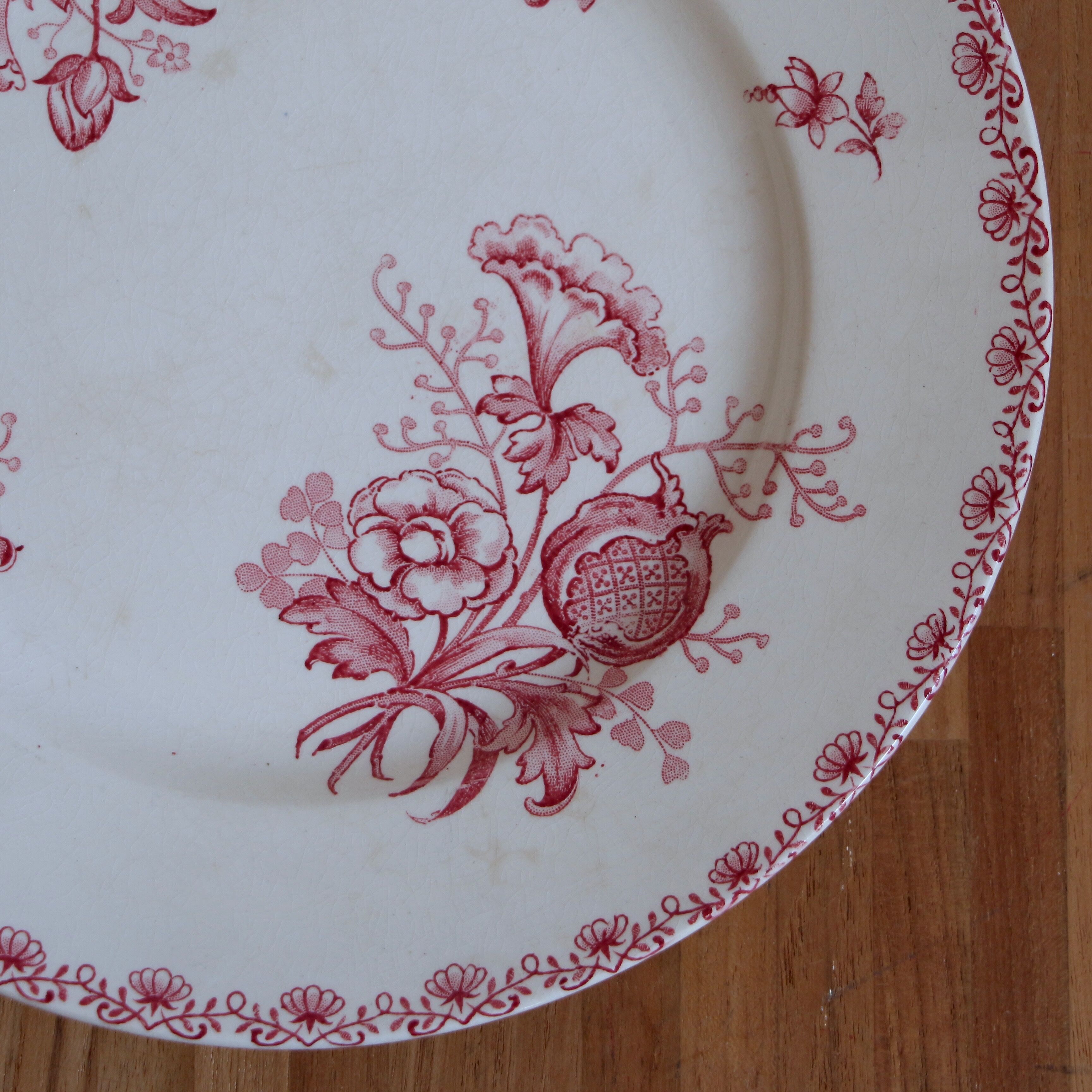 Large plate Alma Sarreguemines