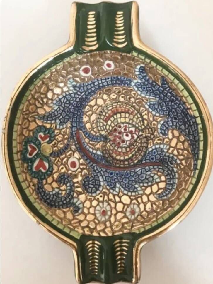 Catch-all tray