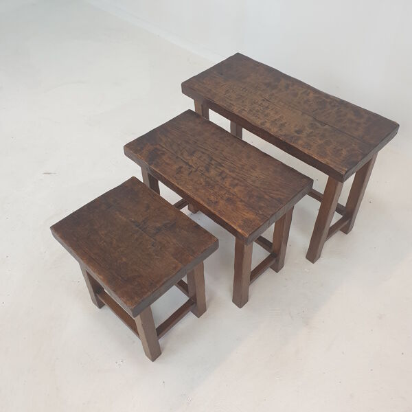 Ensemble de 3 tables de nidification en bois brutalistes, Hollande des années 1960