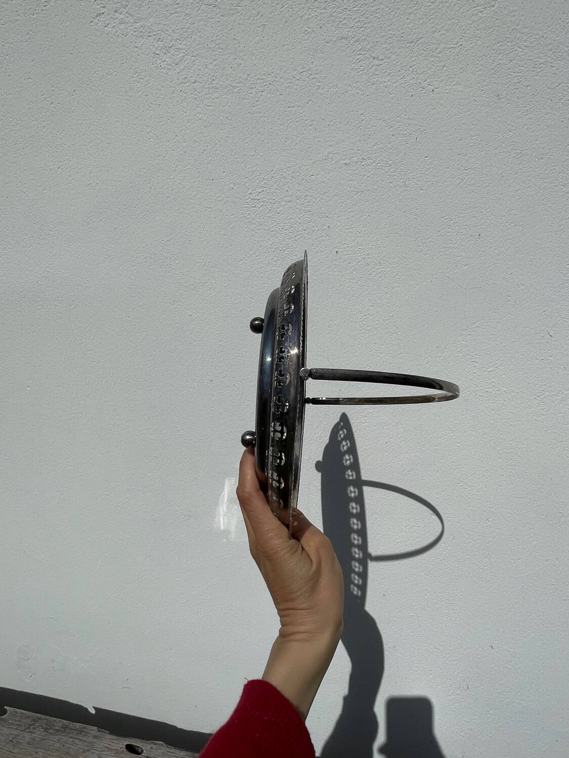 Oval dish with silver-plated metal handle