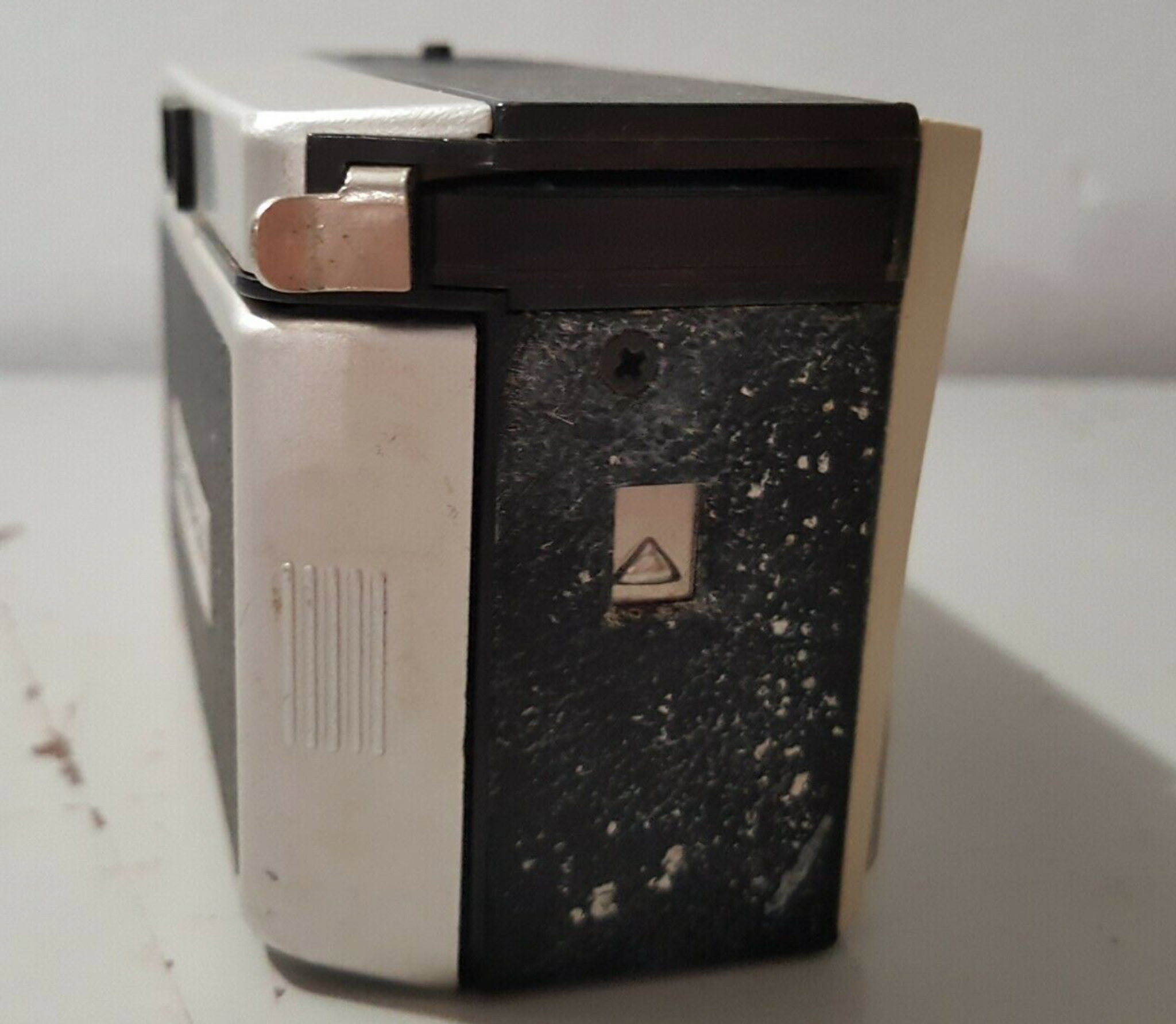 Appareil photo ancien vintage kodak instamatic 104