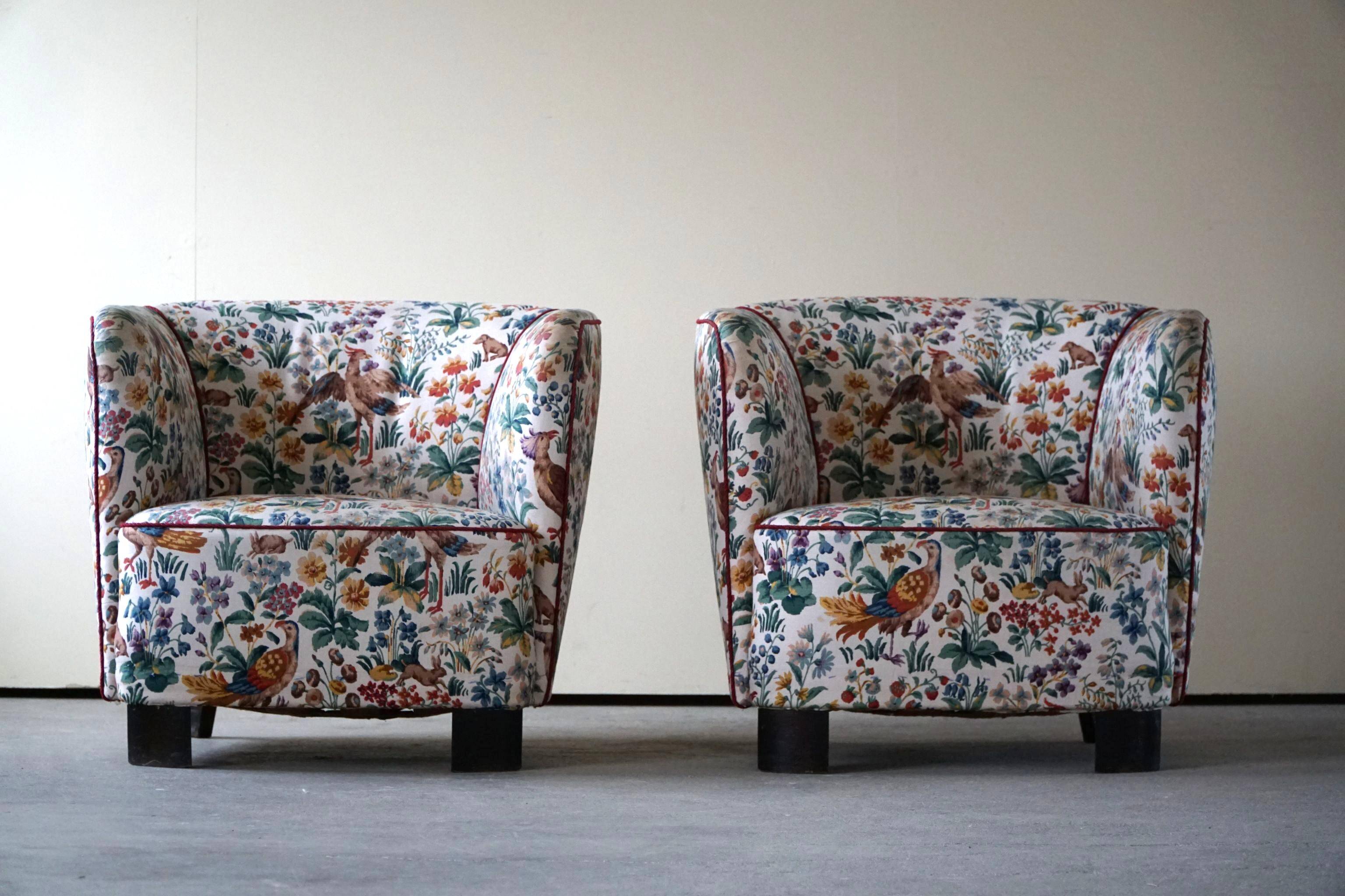 Set of curved Danish club chairs from the mid-century, Viggo Boesen style, 1940s.