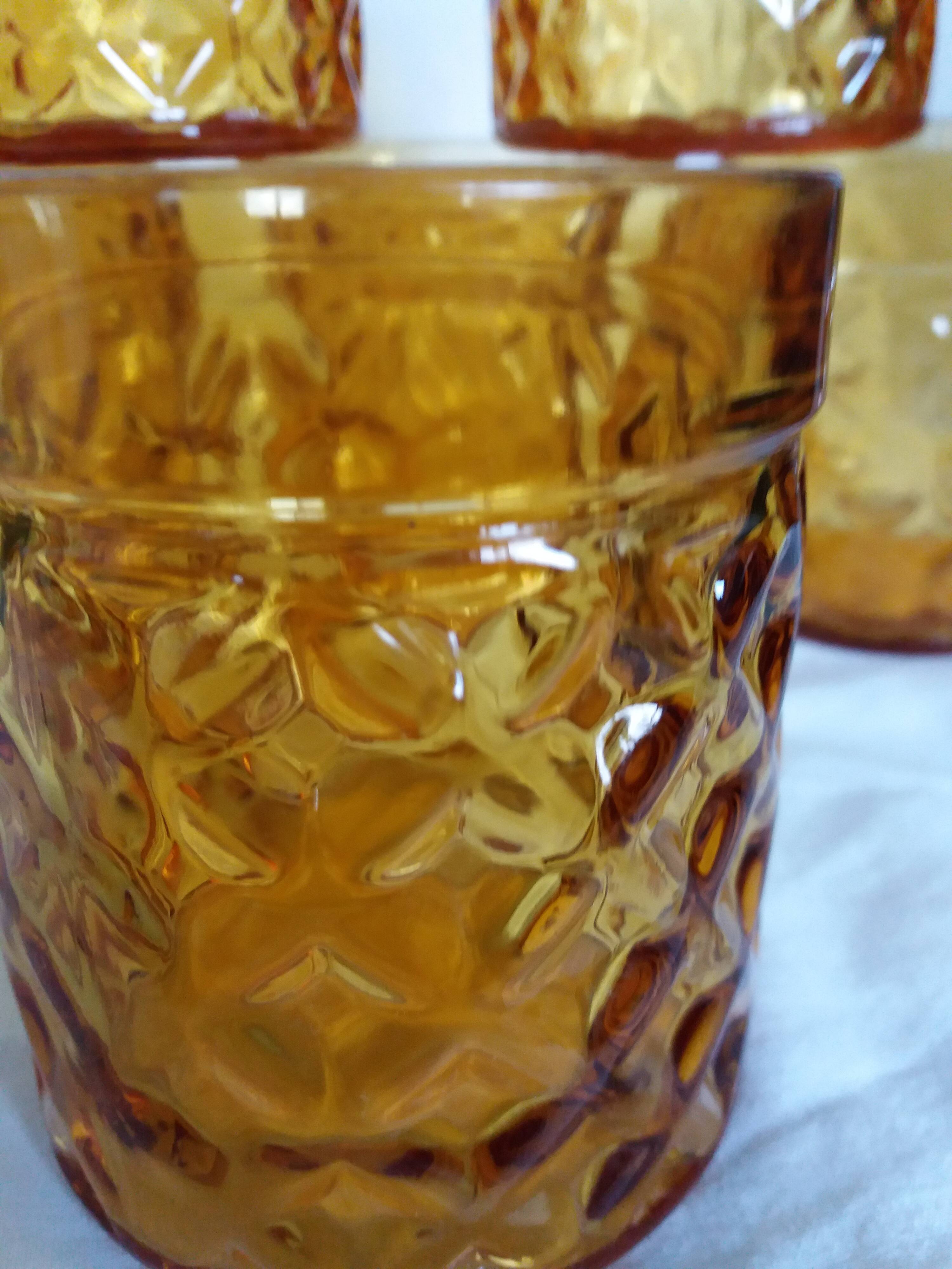 Pernod glasses with pineapple diamond tip decoration