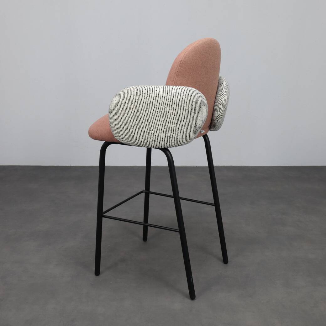 Barstool Dost Bar Tube by Rianne Koens for Puik Design