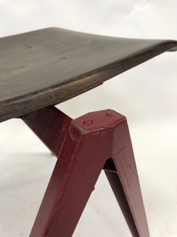 Chaise d'école empilable Pagholz Galvanitas S22