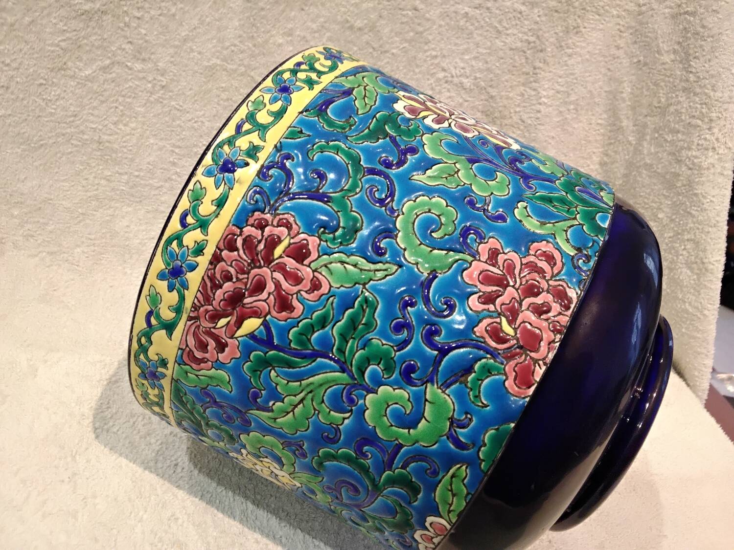 Beautiful large Longwy enamel cachepot with a cabin and chrysanthemum cartouche