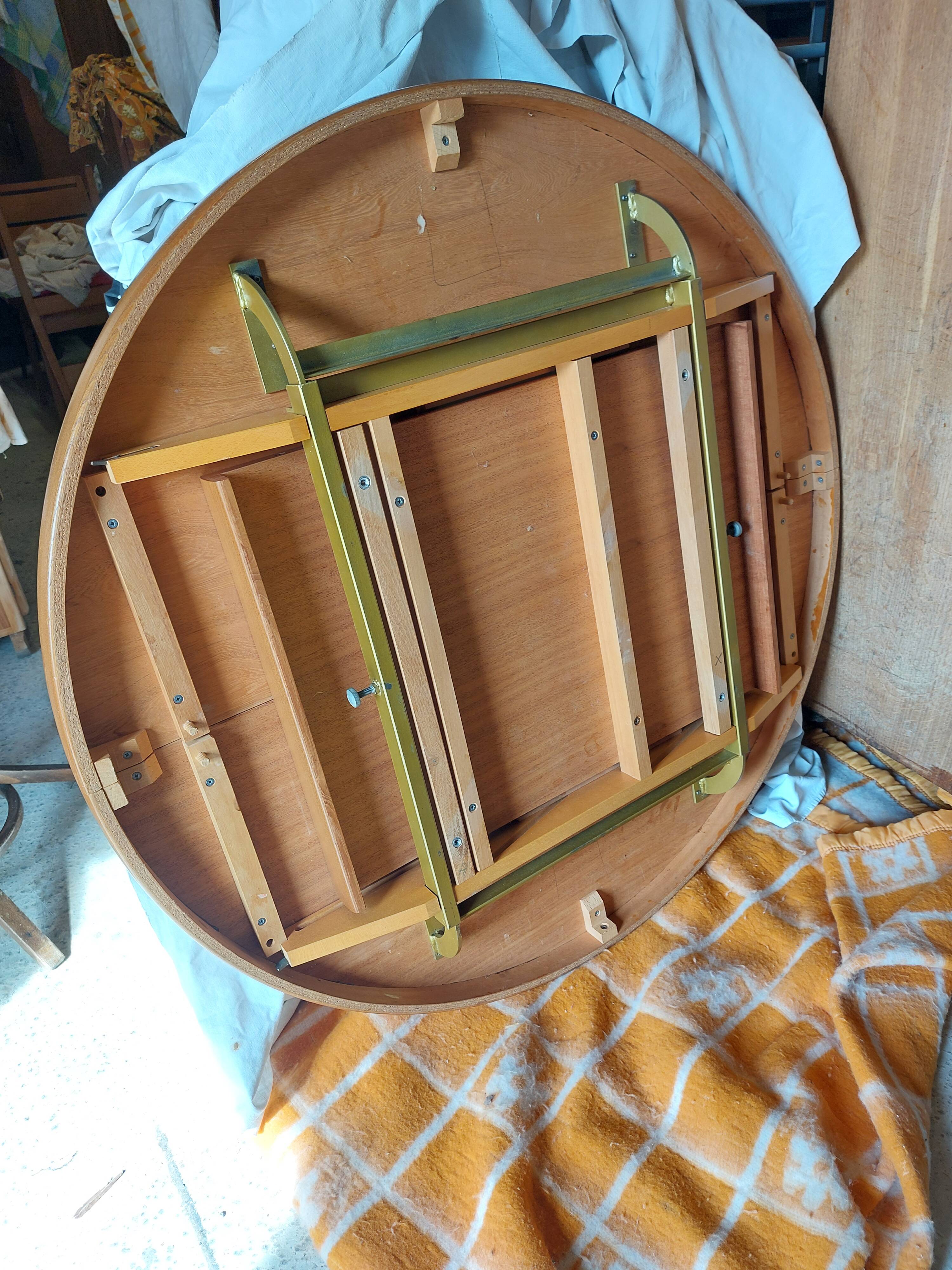 round or oval table with extension, central leg, vintage Baumann design